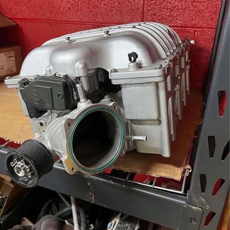 6.4 Hemi intake manifold. - Mopar Parts Sales